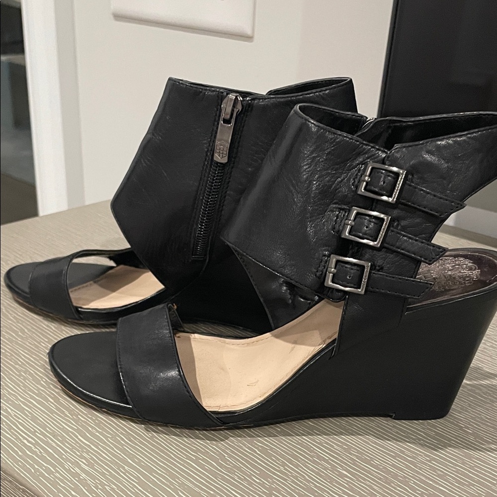 Vince Camuto Black Leather Wedge Sandals size 7.5